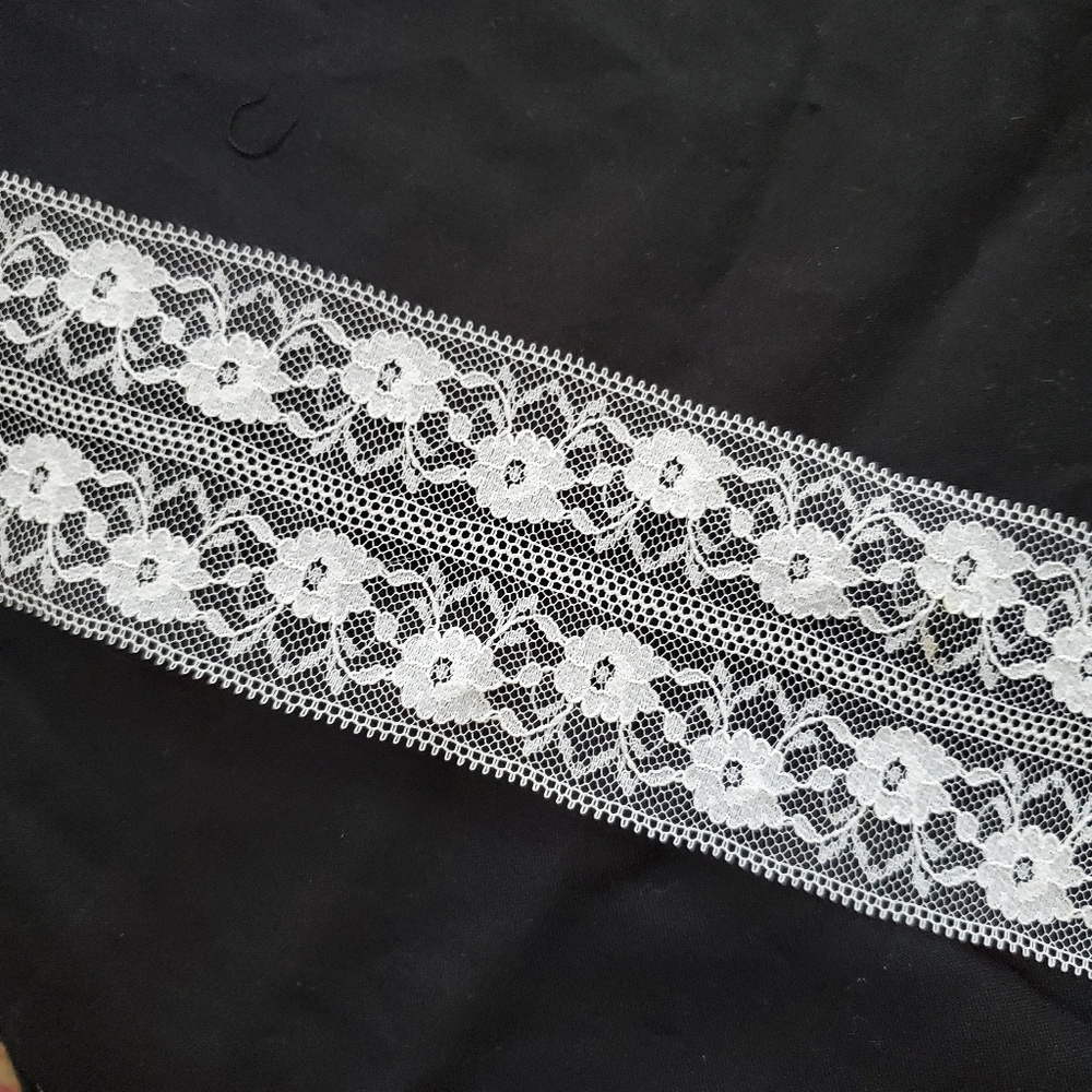 White Floral Lace Trim - 3yds+